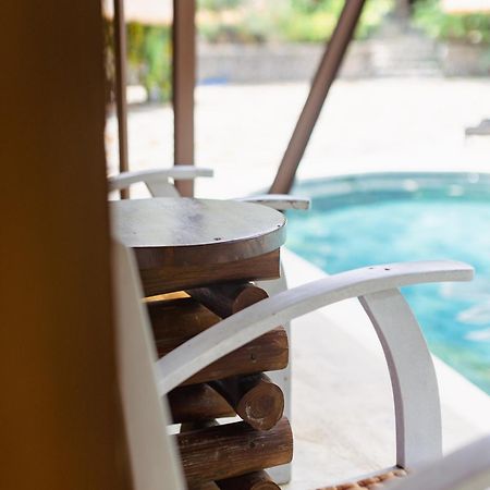 Villa Gading Tree House Batununggul Exterior foto
