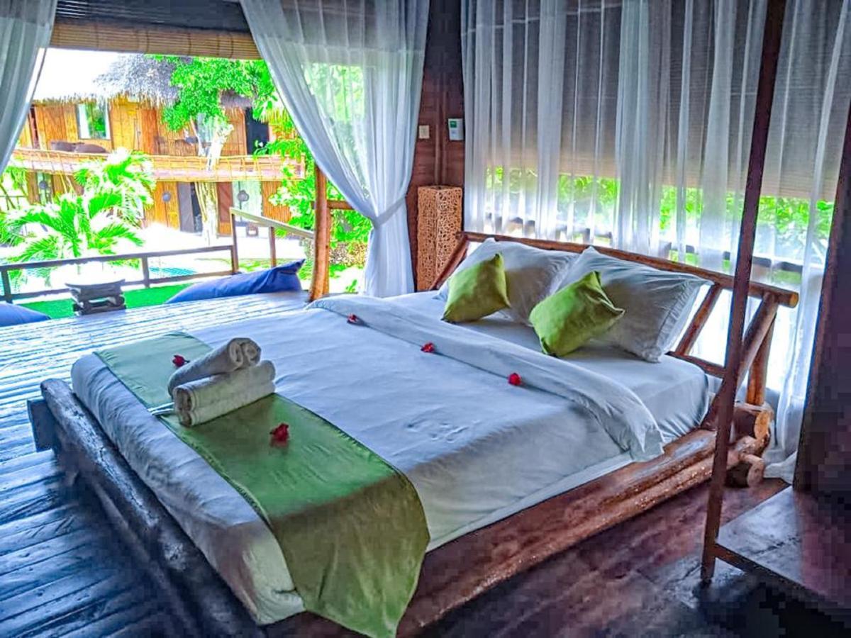 Villa Gading Tree House Batununggul Exterior foto
