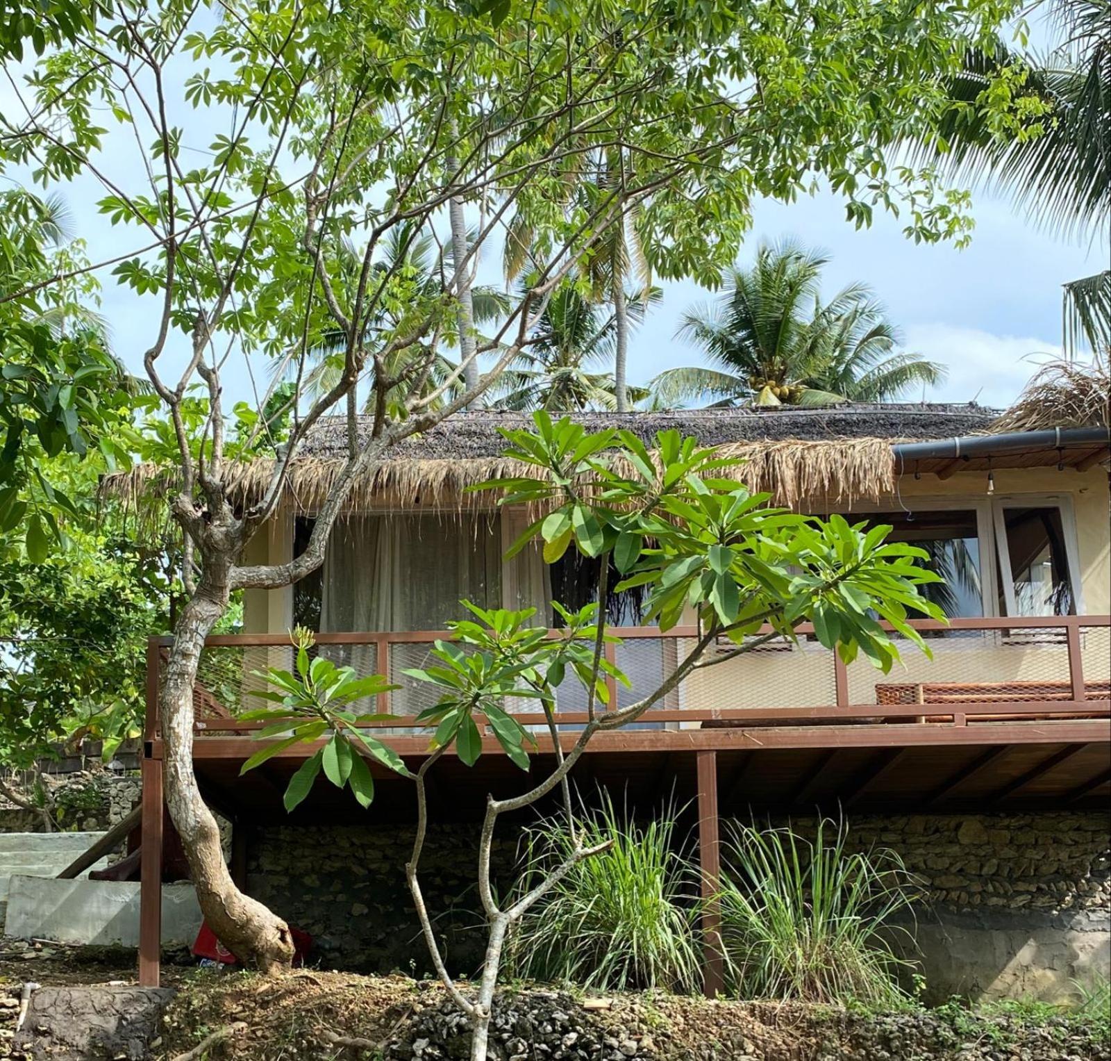 Villa Gading Tree House Batununggul Exterior foto